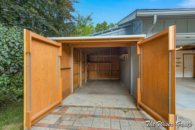 1861 Rupert Street NE, Grand Rapids, MI 49525