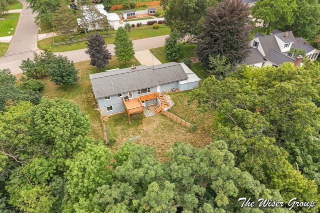 1861 Rupert Street NE, Grand Rapids, MI 49525