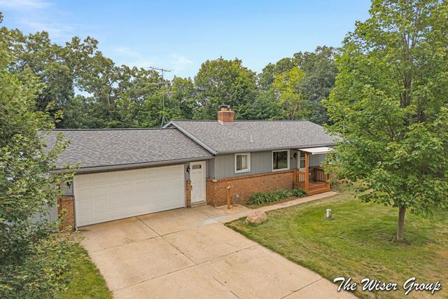 1861 Rupert Street NE, Grand Rapids, MI 49525