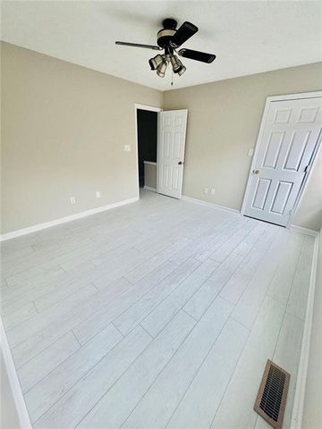 146 Willow Stream Court, Roswell, GA 30076