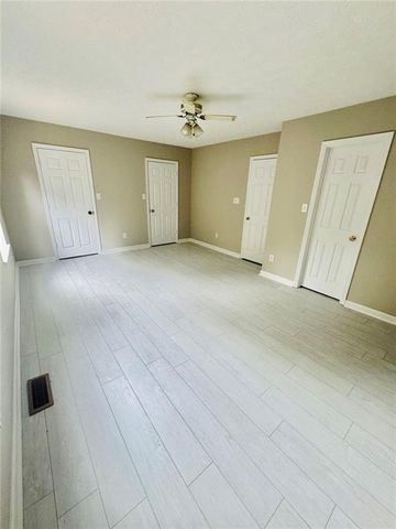 146 Willow Stream Court, Roswell, GA 30076