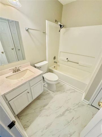 146 Willow Stream Court, Roswell, GA 30076