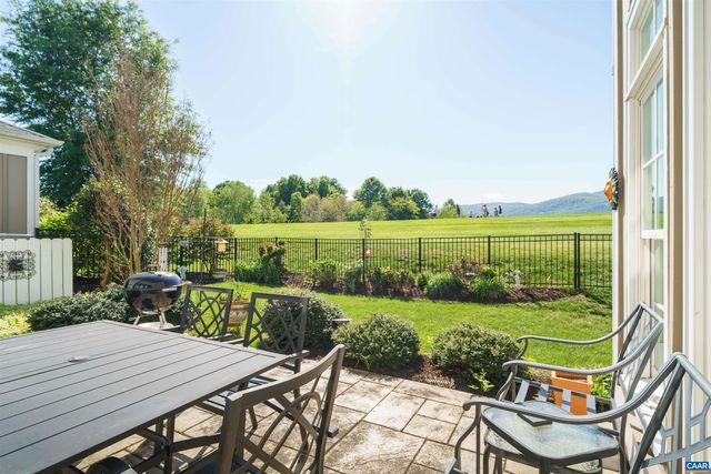 616 BAYWICK CIR, Crozet, VA 22932