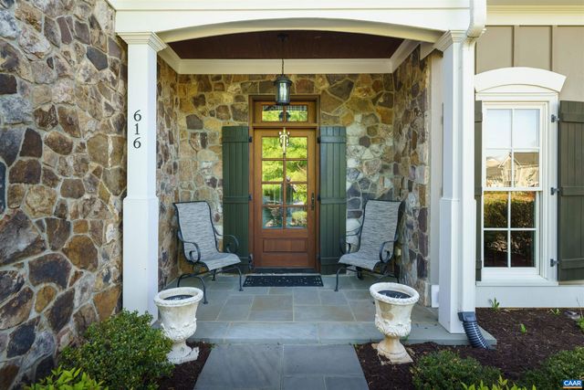 616 BAYWICK CIR, Crozet, VA 22932