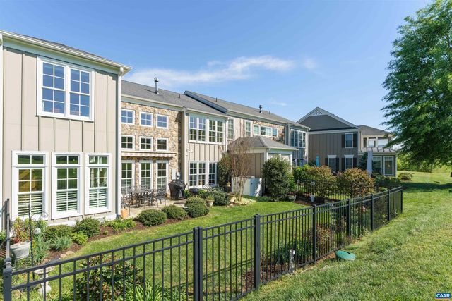 616 BAYWICK CIR, Crozet, VA 22932