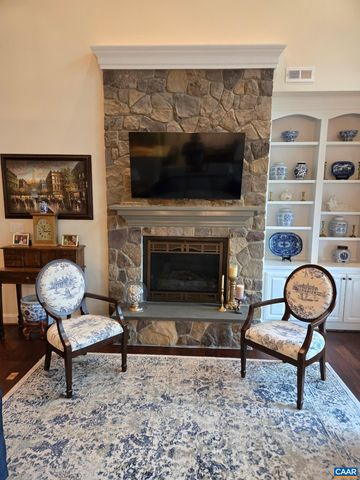 616 BAYWICK CIR, Crozet, VA 22932