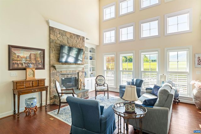616 BAYWICK CIR, Crozet, VA 22932