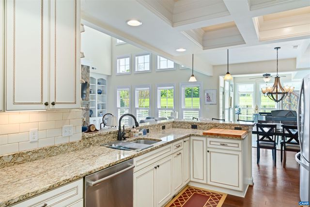 616 BAYWICK CIR, Crozet, VA 22932