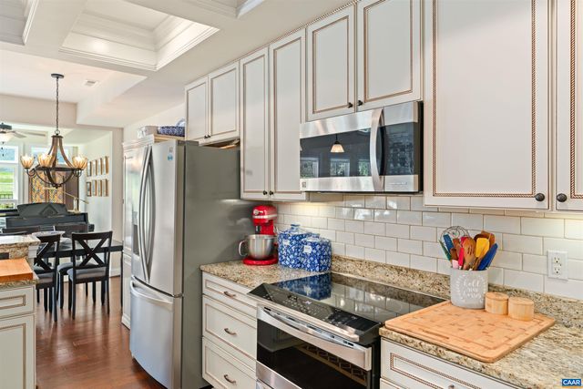 616 BAYWICK CIR, Crozet, VA 22932