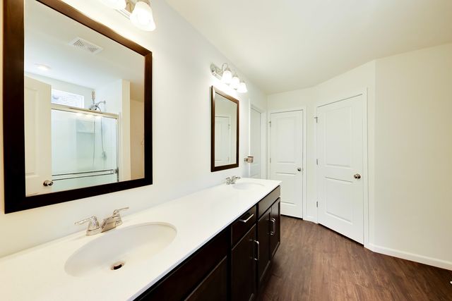 1398 Kessler Drive, Mundelein, IL 60060