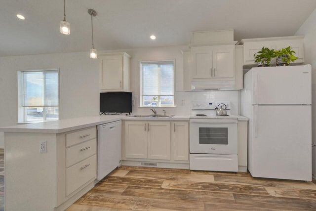 3966 S Pacific Highway 46, Medford, OR 97501