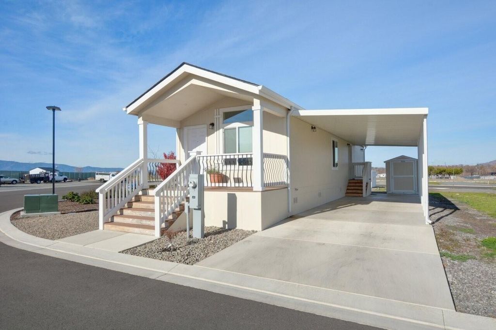 3966 S Pacific Highway 46, Medford, OR 97501