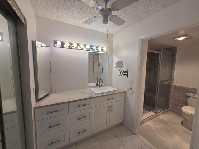 9187 Norte Lago 5e, Boca Raton, FL 33428