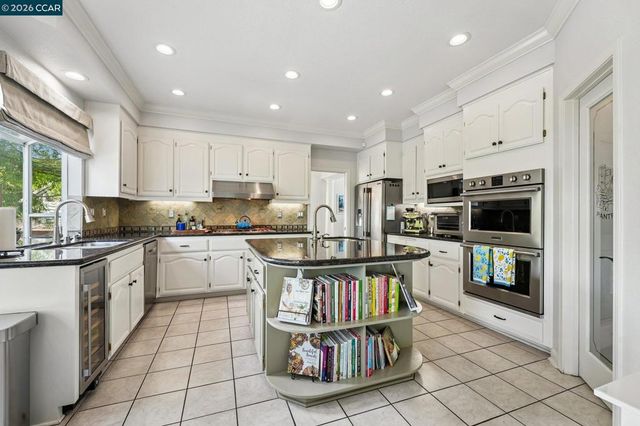 459 Obsidian Way, Clayton, CA 94517