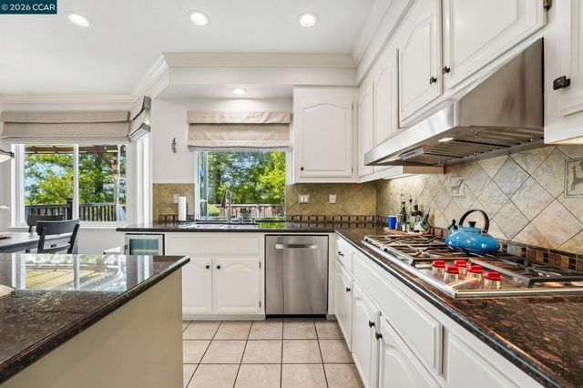 459 Obsidian Way, Clayton, CA 94517