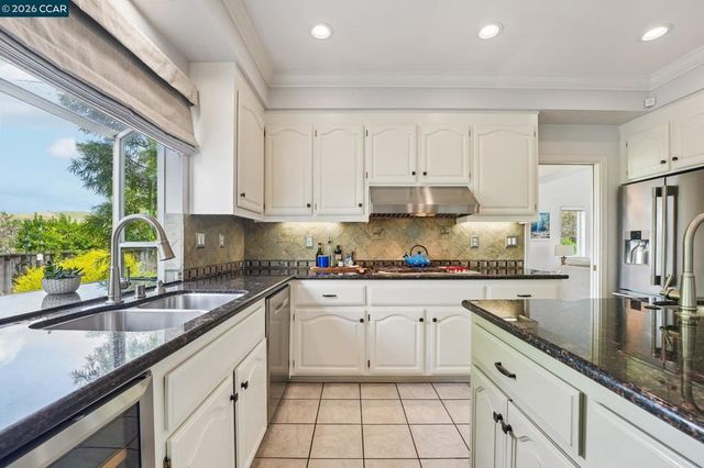 459 Obsidian Way, Clayton, CA 94517