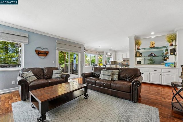 459 Obsidian Way, Clayton, CA 94517