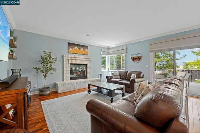 459 Obsidian Way, Clayton, CA 94517