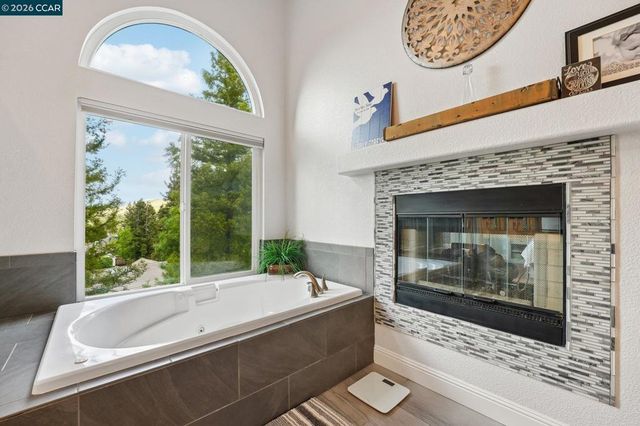 459 Obsidian Way, Clayton, CA 94517