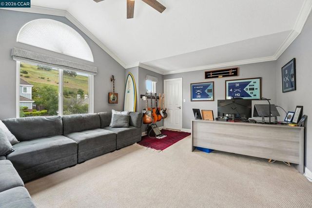 459 Obsidian Way, Clayton, CA 94517