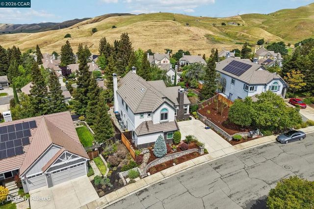 459 Obsidian Way, Clayton, CA 94517