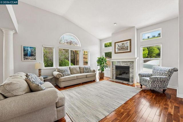 459 Obsidian Way, Clayton, CA 94517