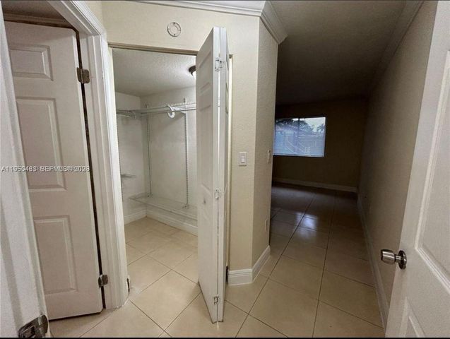 15241 SW 80th St 110, Miami, FL 33193