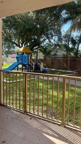 15241 SW 80th St 110, Miami, FL 33193