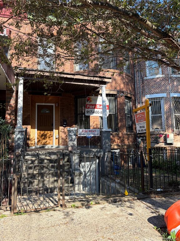 655 Hendrix Street 1 floor, Brooklyn, NY 11207