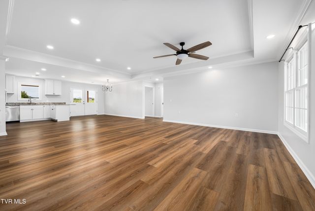 595 Pleasant Valley Road, Jonesborough, TN 37659