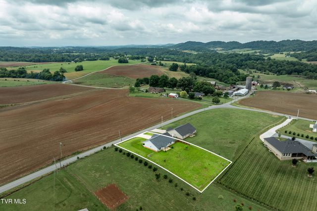595 Pleasant Valley Road, Jonesborough, TN 37659