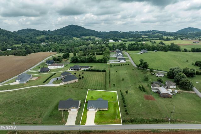 595 Pleasant Valley Road, Jonesborough, TN 37659