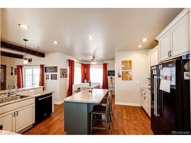 59466 E Commanche Way, Strasburg, CO 80136