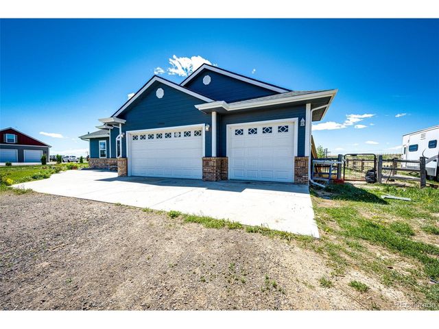 59466 E Commanche Way, Strasburg, CO 80136