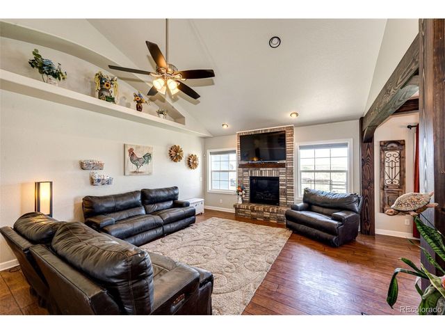 59466 E Commanche Way, Strasburg, CO 80136