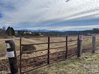 2776 Bend Of Ivy Road, Marshall, NC 28753