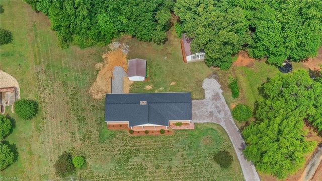 2475 Rowe Road, Lexington, NC 27295