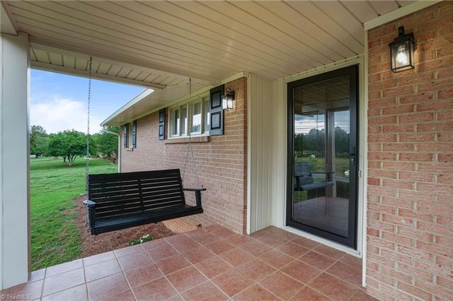 2475 Rowe Road, Lexington, NC 27295