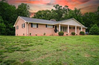 2475 Rowe Road, Lexington, NC 27295