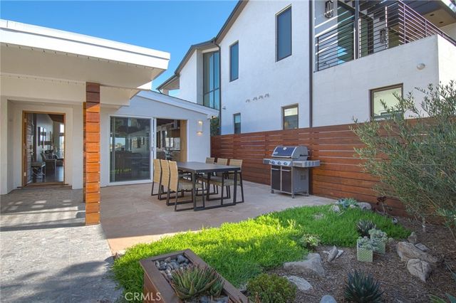 308 Poppy Avenue, Corona Del Mar, CA 92625