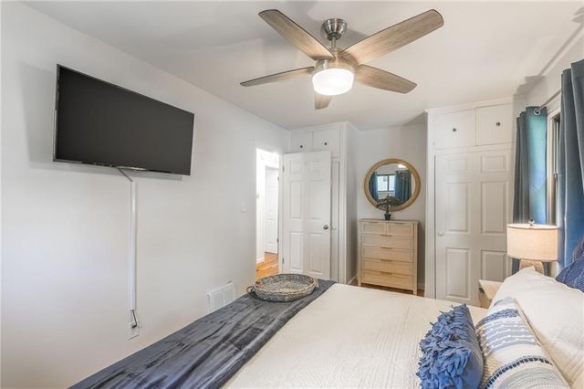 4921 N Garfield Avenue, Kansas City, MO 64116