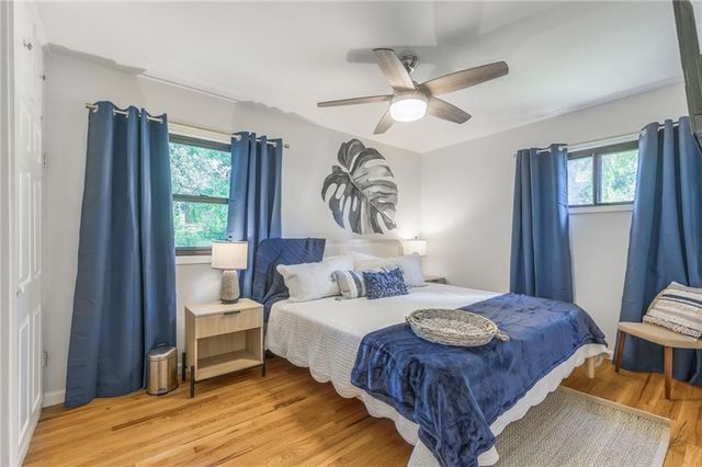 4921 N Garfield Avenue, Kansas City, MO 64116