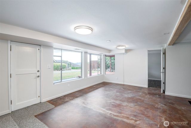 3613 N 30th Street, Tacoma, WA 98407