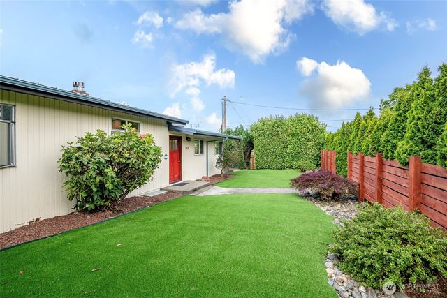 3613 N 30th Street, Tacoma, WA 98407