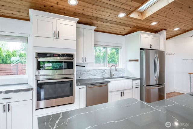 3613 N 30th Street, Tacoma, WA 98407