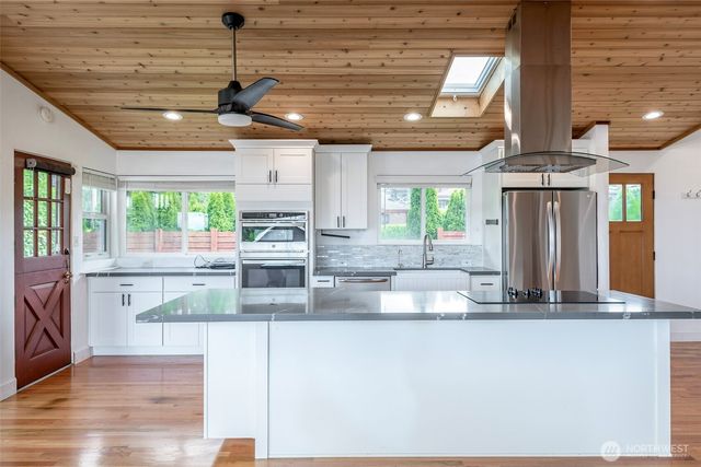 3613 N 30th Street, Tacoma, WA 98407