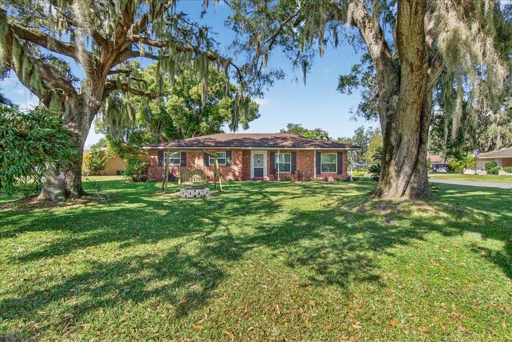 234 COLEMAN DRIVE E, Winter Haven, FL 33884