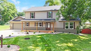 609 Johnny Drive, Maryville, IL 62062
