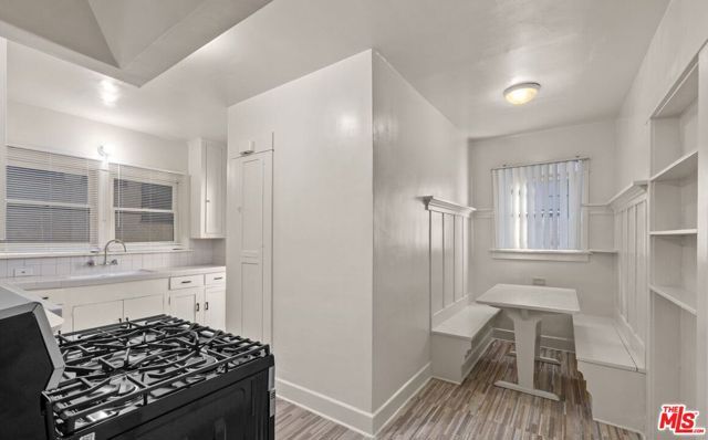 5076 Lemon Grove Avenue, Los Angeles, CA 90029