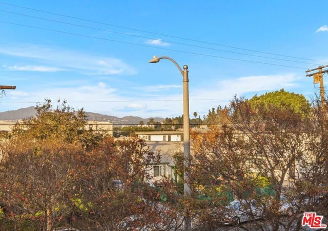 5076 Lemon Grove Avenue, Los Angeles, CA 90029